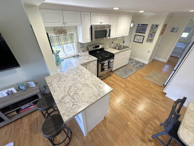 Listing Image 8