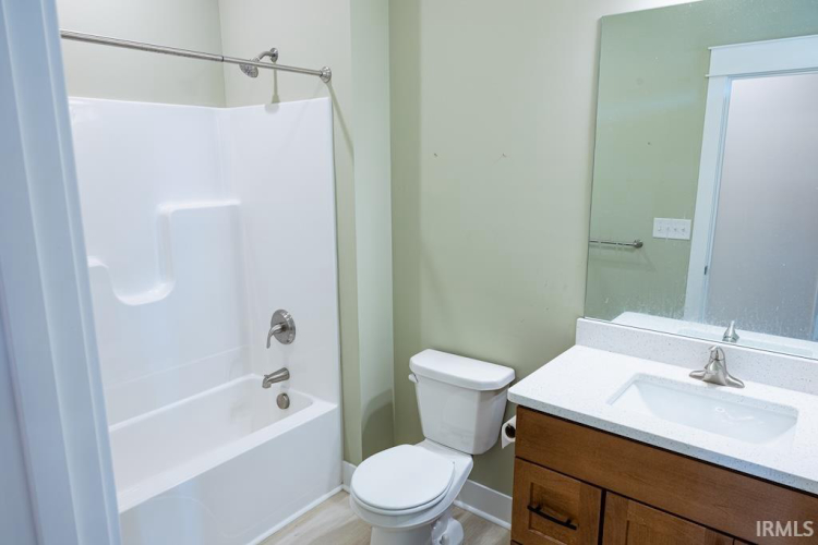 Listing Image 20