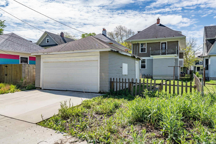 Listing Image 29