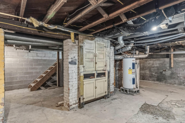 Listing Image 30