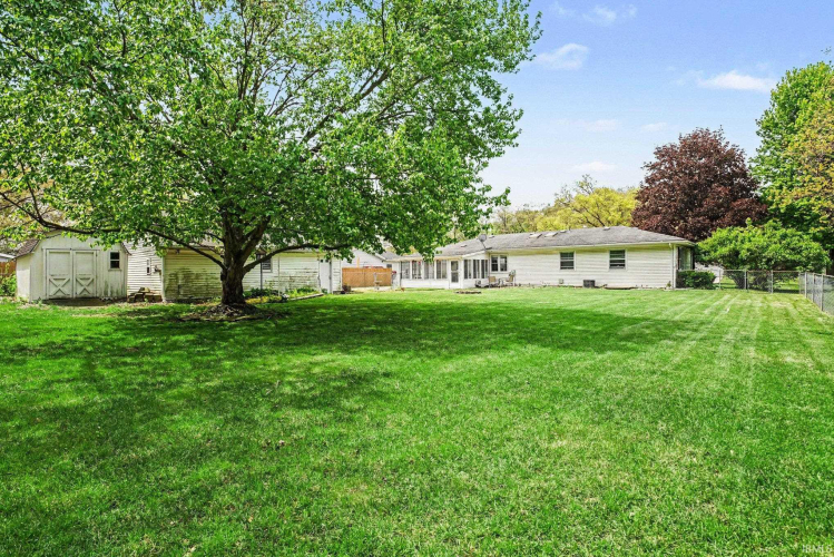 Listing Image 22