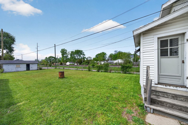 Listing Image 15