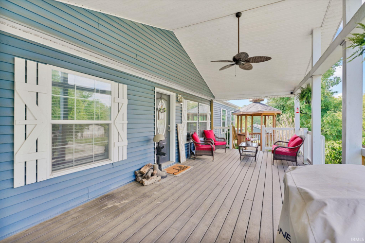 Listing Image 5