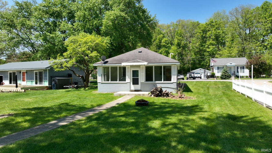 Listing Image 5