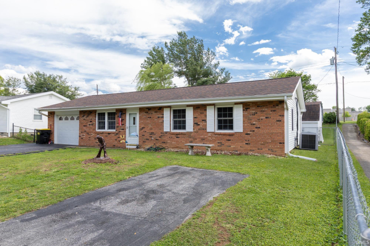 Listing Image 35