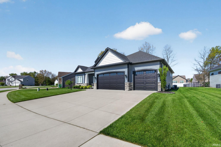 Listing Image 34