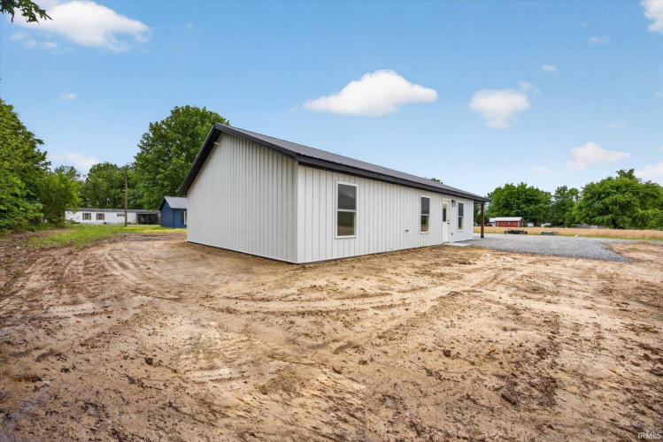 Listing Image 27