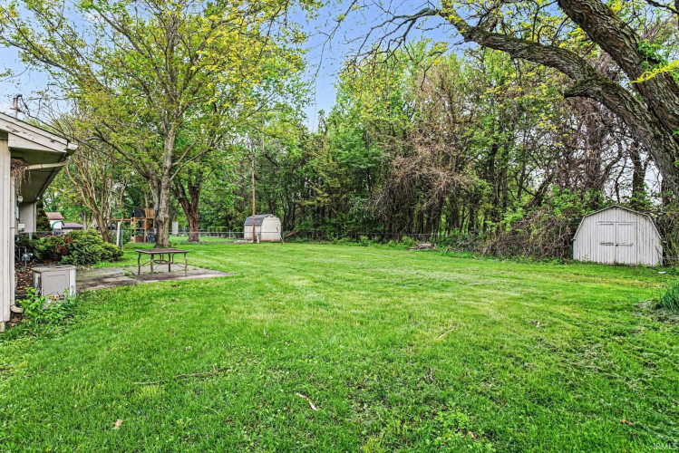 Listing Image 14