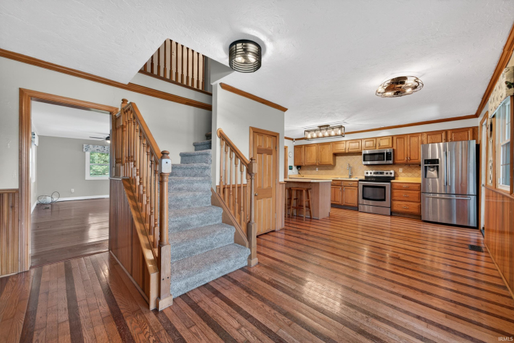 Listing Image 18