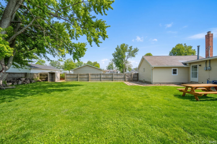 Listing Image 14