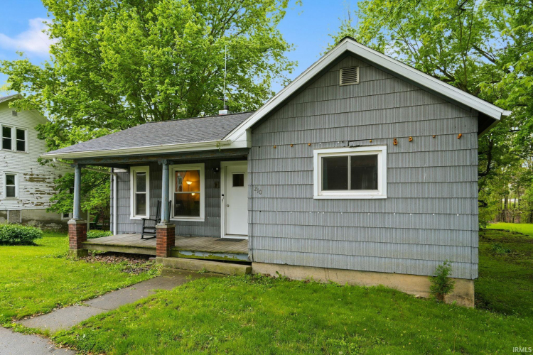 Listing Image 3