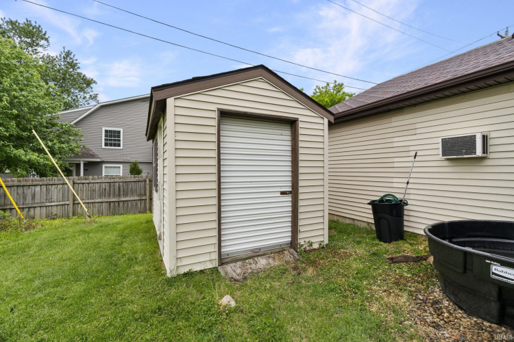 Listing Image 29