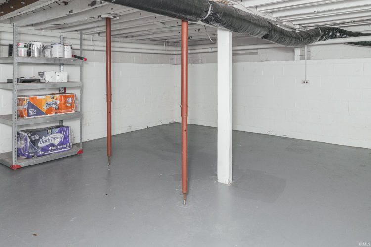 Listing Image 28