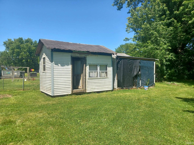 Listing Image 12
