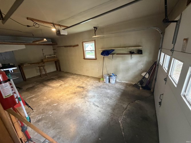 Listing Image 16