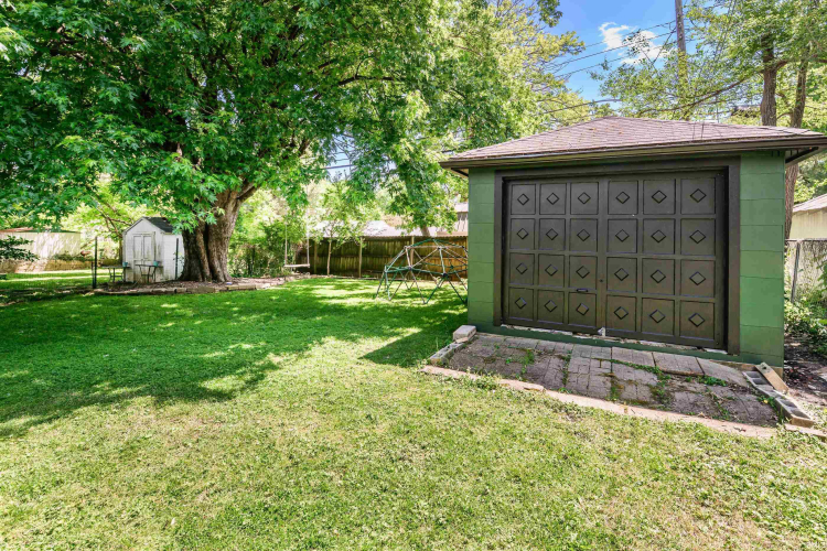 Listing Image 33