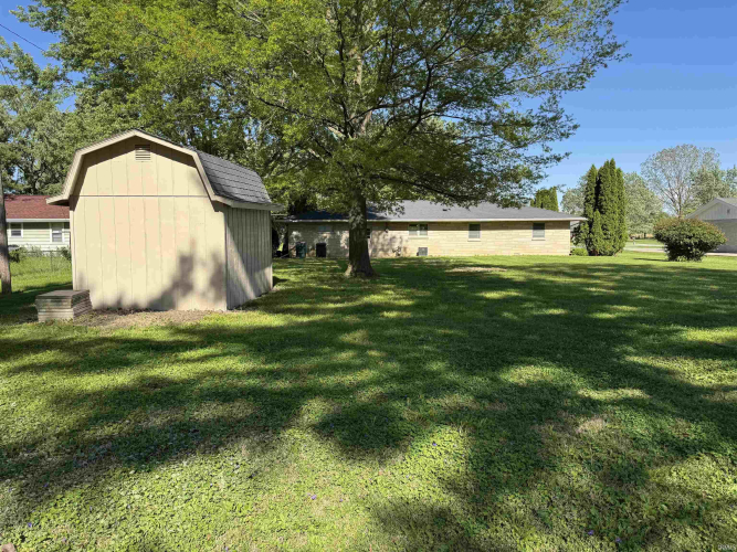 Listing Image 18