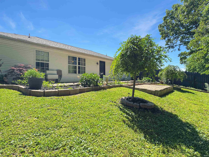 Listing Image 32