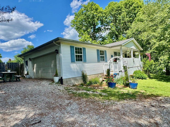 Listing Image 5