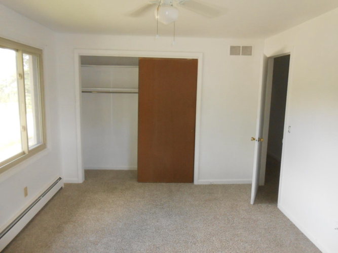 Listing Image 28