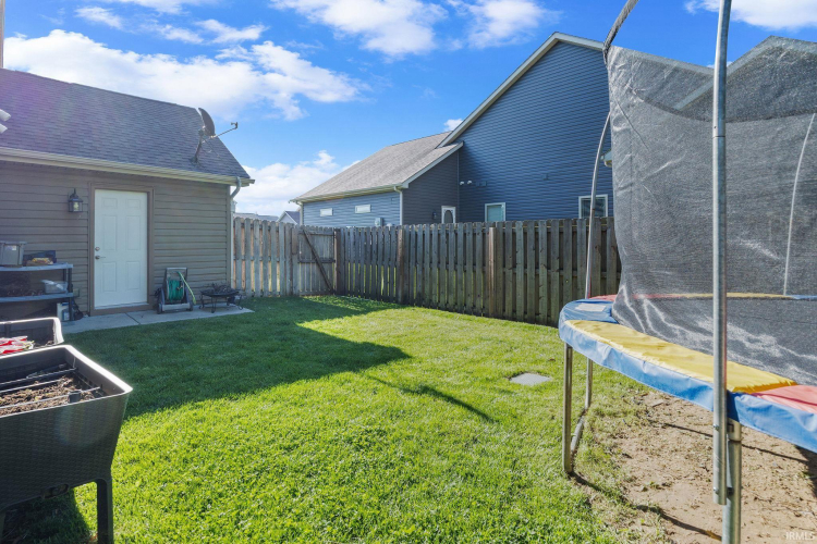 Listing Image 33