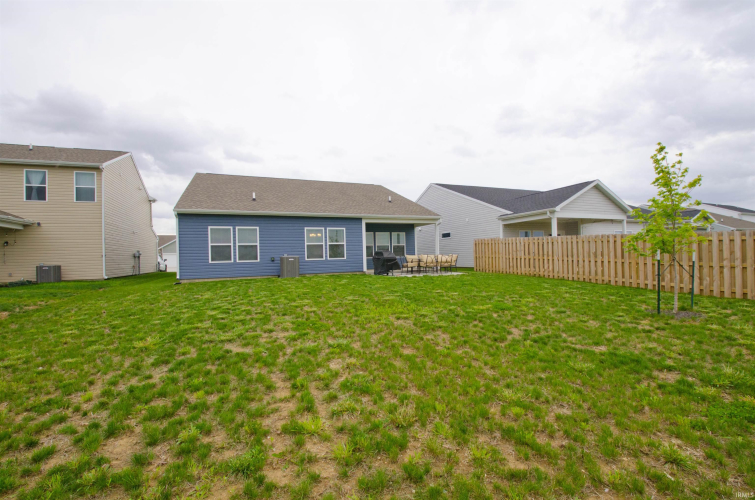 Listing Image 16