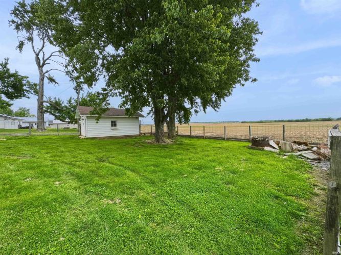 Listing Image 7
