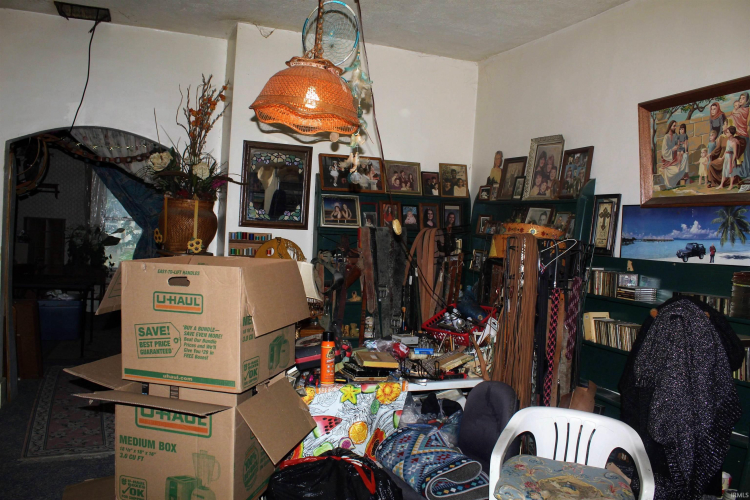 Listing Image 5