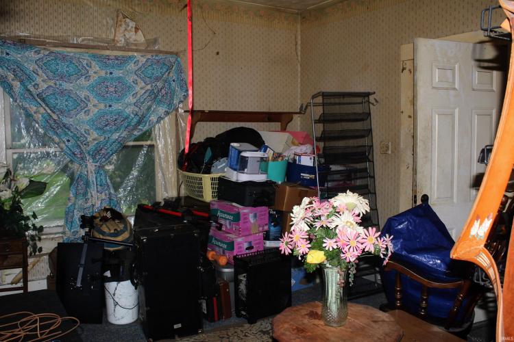 Listing Image 8