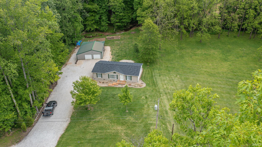 Listing Image 4