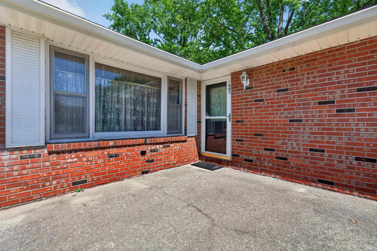 Listing Image 5