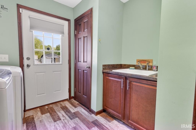 Listing Image 21