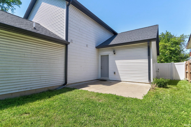 Listing Image 24