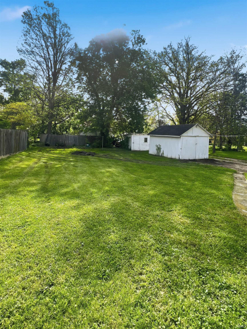 Listing Image 28