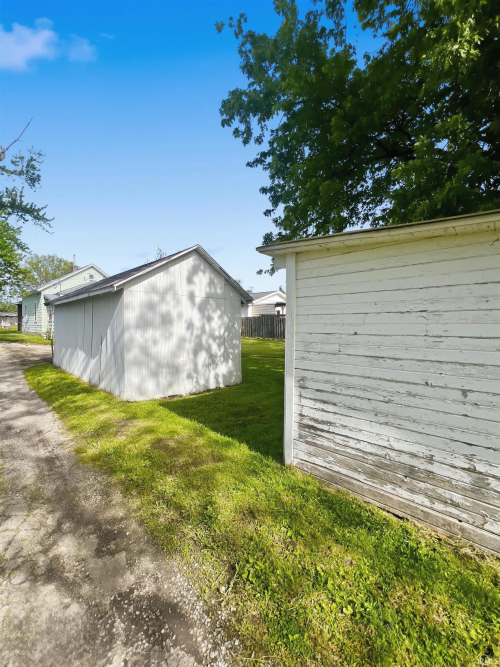 Listing Image 31