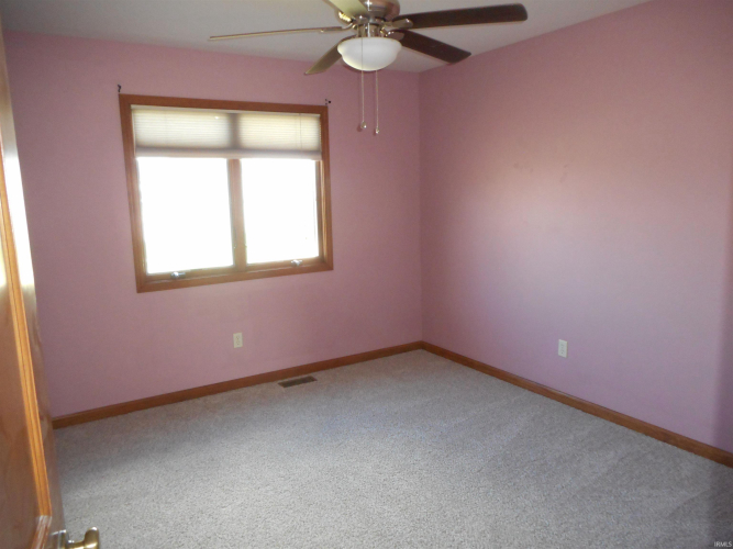 Listing Image 30