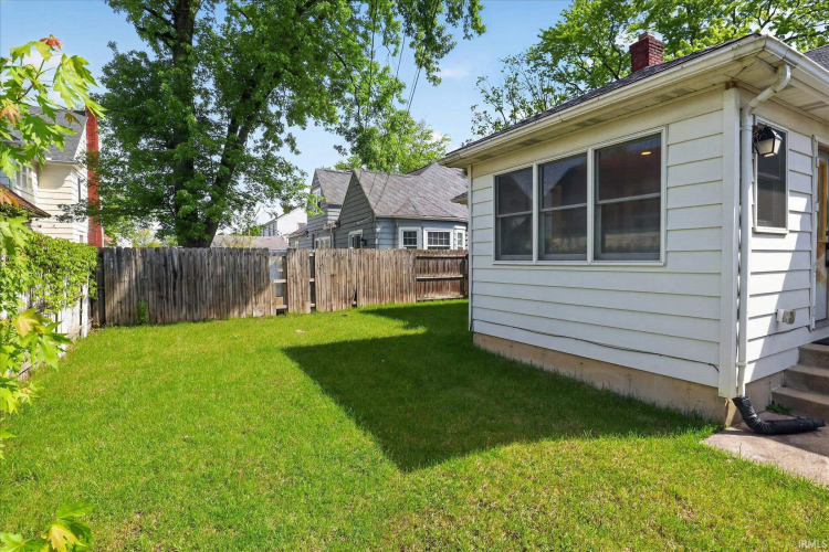 Listing Image 28