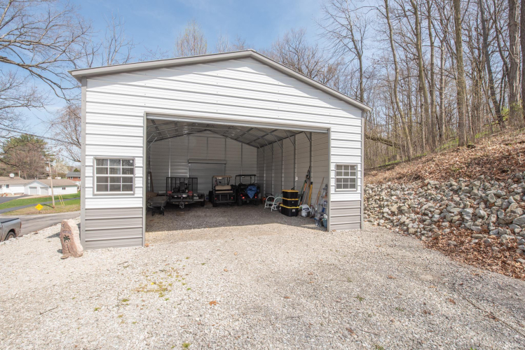 Listing Image 18