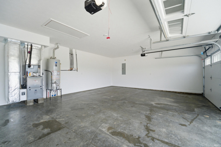 Listing Image 28