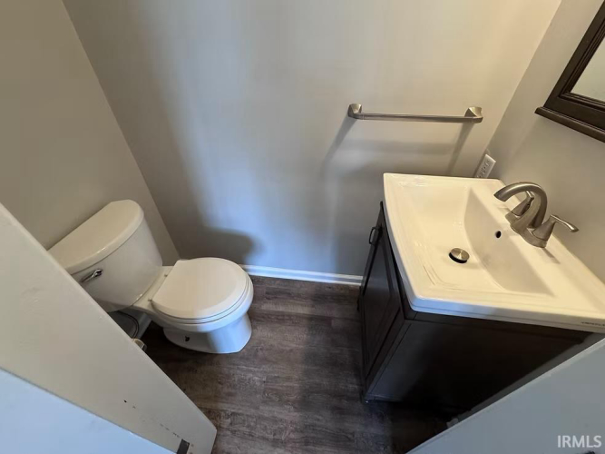 Listing Image 16