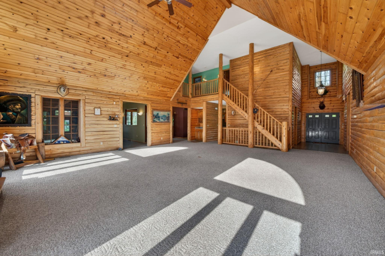 Listing Image 8