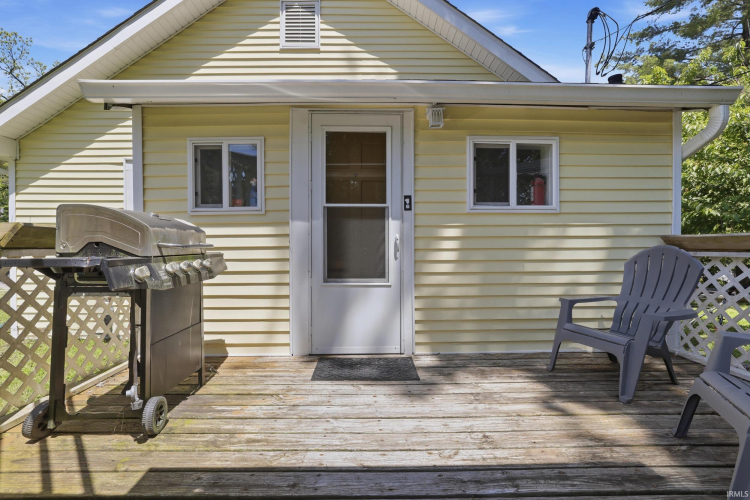 Listing Image 16