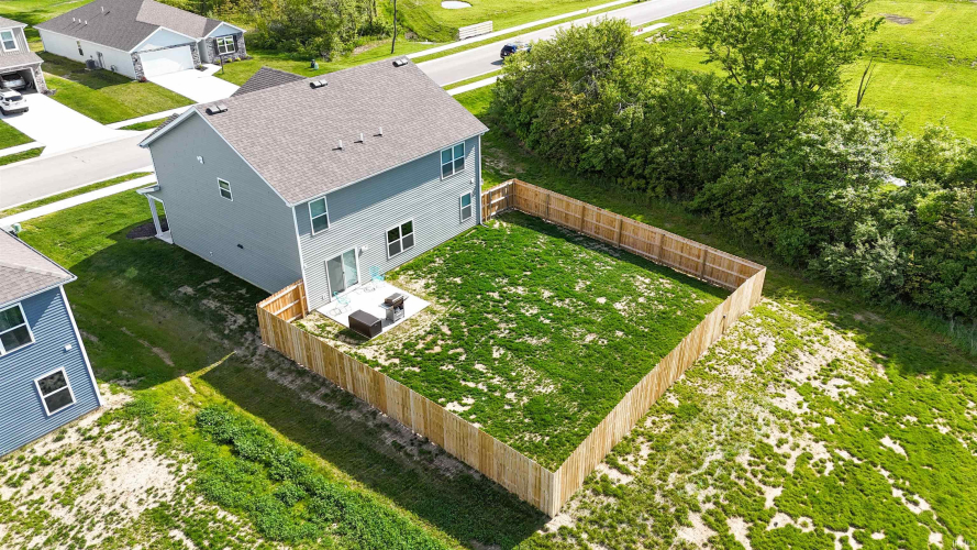 Listing Image 19