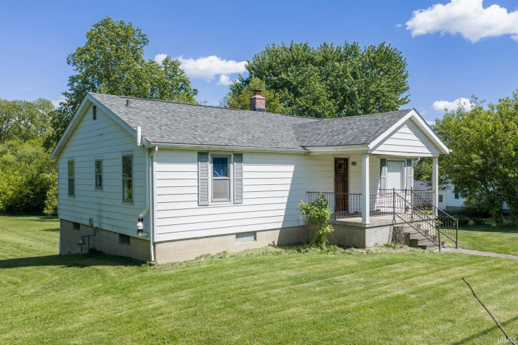 Listing Image 7