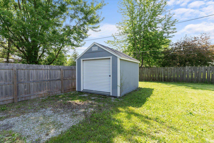 Listing Image 32