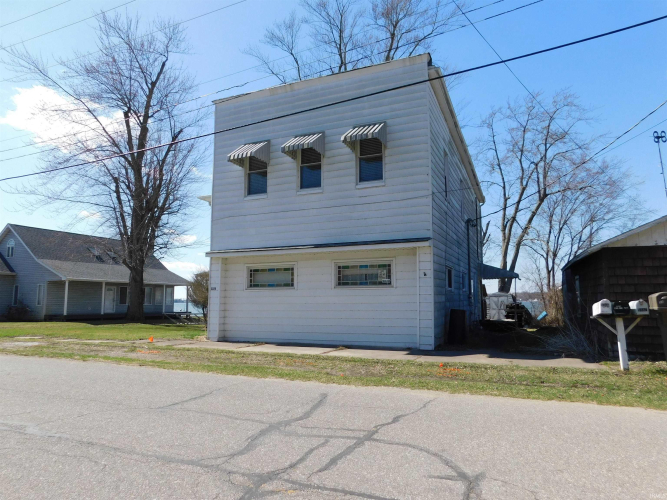 Listing Image 11