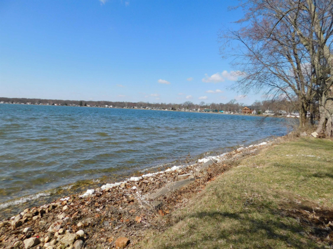 Listing Image 5