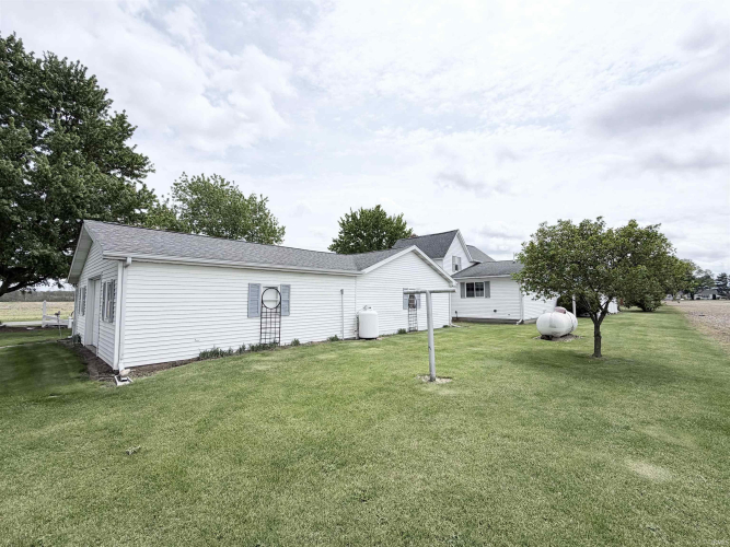 Listing Image 13