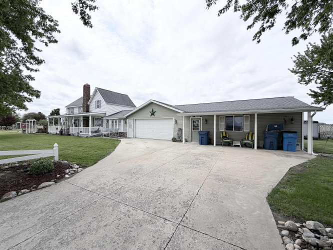 Listing Image 8