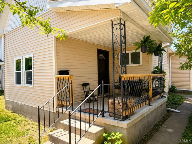 Listing Image 2
